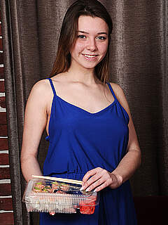 exposes nipples room pics