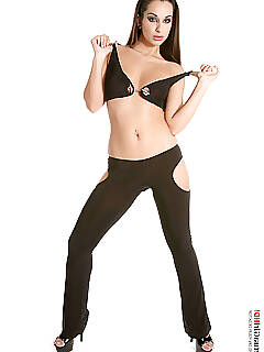 stripper hq ennie pics