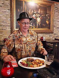 sex paying trips pics