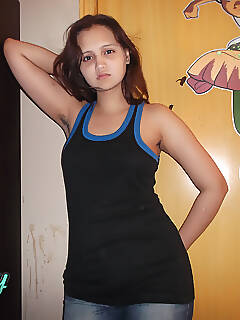 sexy babes sonia pics