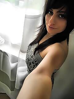 girls incredible  pics