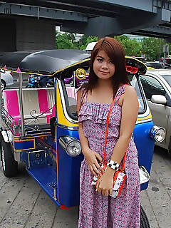 thai tuktuk  pics