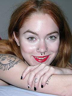 amateur babe tattooed pics