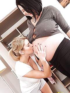 play shione cooper pics